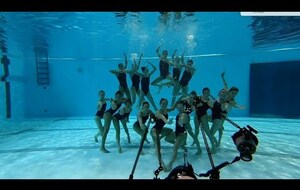 Dans les coulisses du shooting de l'équipe de France de natation artistique